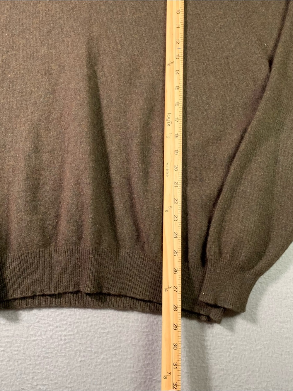 Woods & Gray Mens L 100% Cashmere V-Neck Sweater brown Knit Preppy - Picture 4 of 7